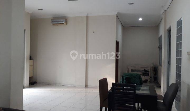 Rumah cantik harga menarik di pondok bambu jakarta timur 2