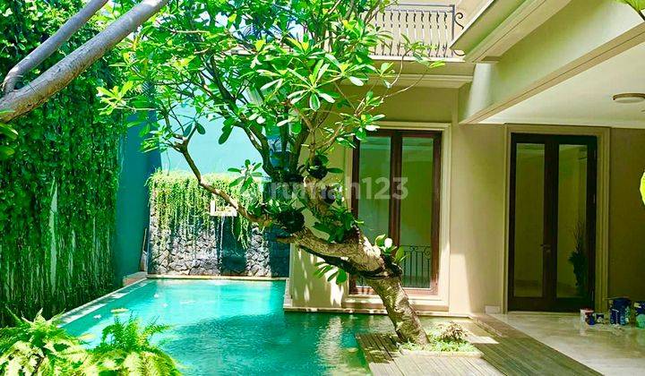 Amazing House 5 BR In Pondok Indah Ajh06017 1