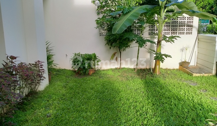 USD4000/month pondok indah house  2