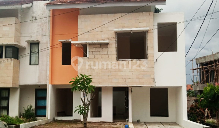 Rumah 2 Lantai Dekat Pintu Tol Kayu Manis Bogor