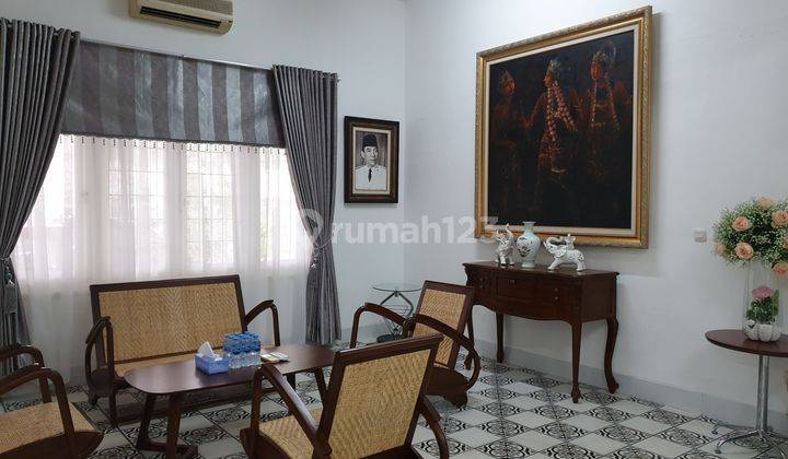 (SALE) Rumah Menteng Siap Huni Bagus untuk Kantor Jakarta Pusat 1