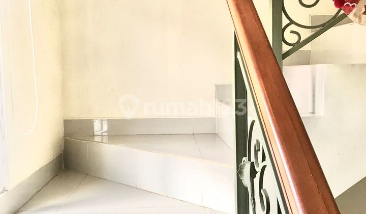Di jual rumah 2 lantai, lokasi sudah ramai di Gading Serpong 2