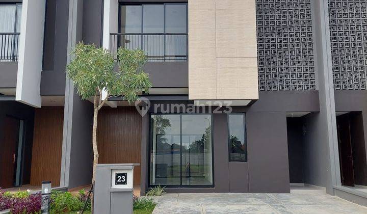 Rumah 2 Lantai Minimalis Rapi di Suvarna Sutera Eldora 1