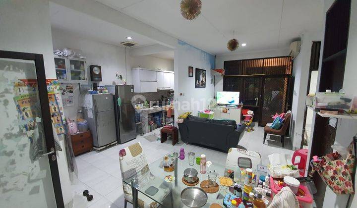 Dijual Rumah di Villa Melati Mas, Serpong 2