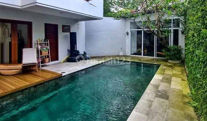 dijual  cepat rumah di bintaro jaya  siap huni bagus plus swimming pool 1