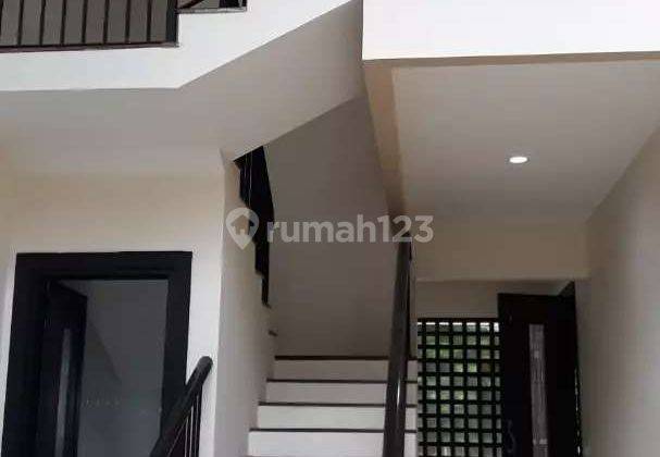 Dijual Termurah Rumah Babatan Pratama dkt Citraland Royal Residence 2