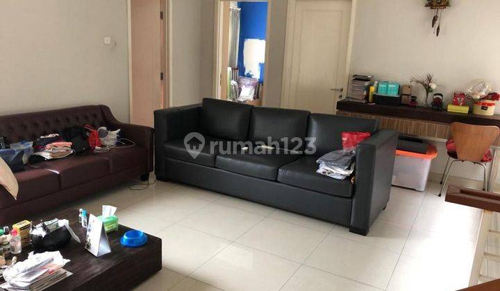 Rumah hoek 2,5 lantai siap huni luas 314m2 type 4+1KT Kebayoran Village Tangerang Selatan 2