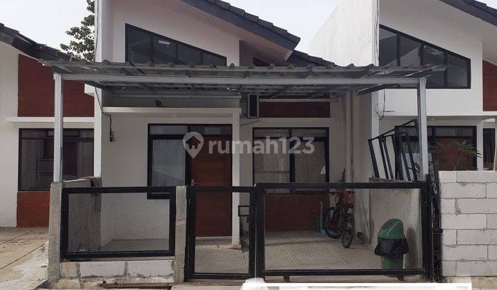 Rumah Second Siap Huni Sudah Renovasi di Calysta Sindanglaya Bandung 1