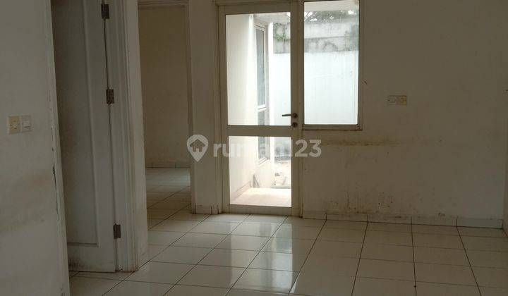 Rumah 1 lantai, di sewa murah saja. 17jt, ada kolam renang 1