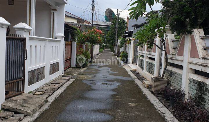 Rumah Jaka Sampurna, Bekasi  2