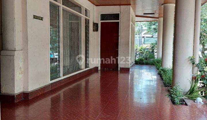 Dijual Rumah Tua di Jl. RE Martadinata Bandung 2