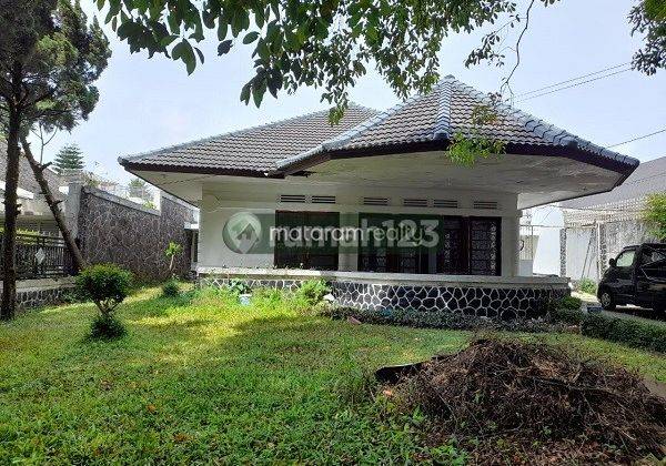 Rumah Heritage cocok untuk guest house Lokasi Premium sayap Riau 2