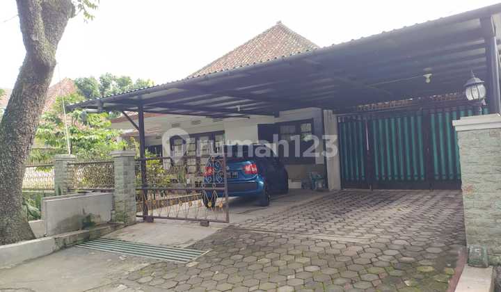 Dijual Rumah Kolonial Lokasi Premium sayap Ahmad Yani Bandung 2