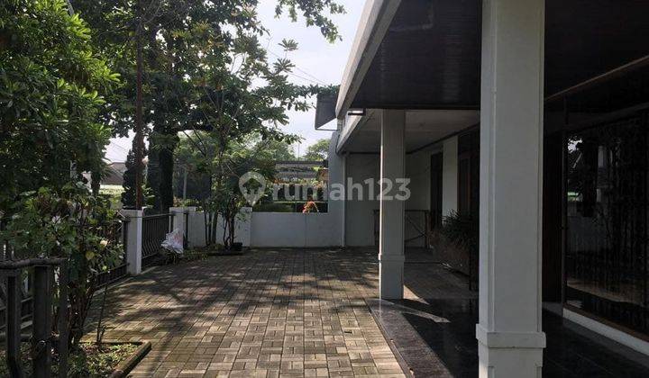 SEWA RUMAH DI SAYAP RIAU BANDUNG COCOK UNTUK KANTOR ATAU CAFE 1