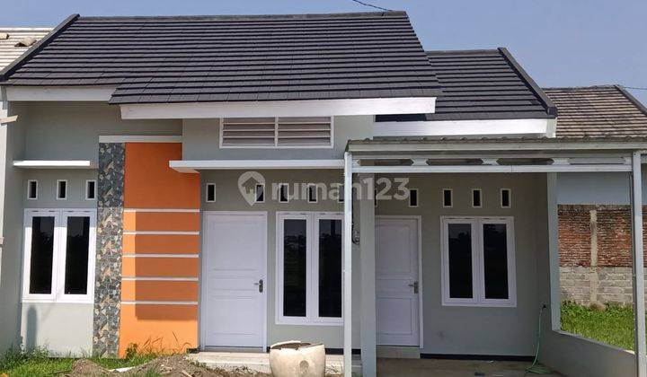 Rumah baru di Perum Pesona Karang Mas 1