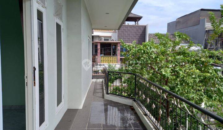 Rumah cantik nyaman strategis di jual murah, jl.Hanoman,Persada sayang,bojong indah,jakarta barat,L.tanah:195m2 (13x15),L.Bangunn: 400 m2,terdiri:2 lantai,km.tidur: 3+1, km.mandi:2+1,SHM,,harga:3,3M saja murah,..segera hubungi:0821.1838.9158 Linawati (lin 1