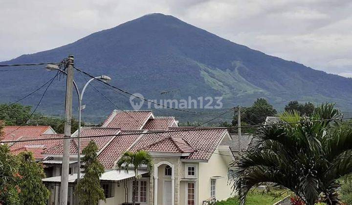 Rumah di Grage Manoa 2