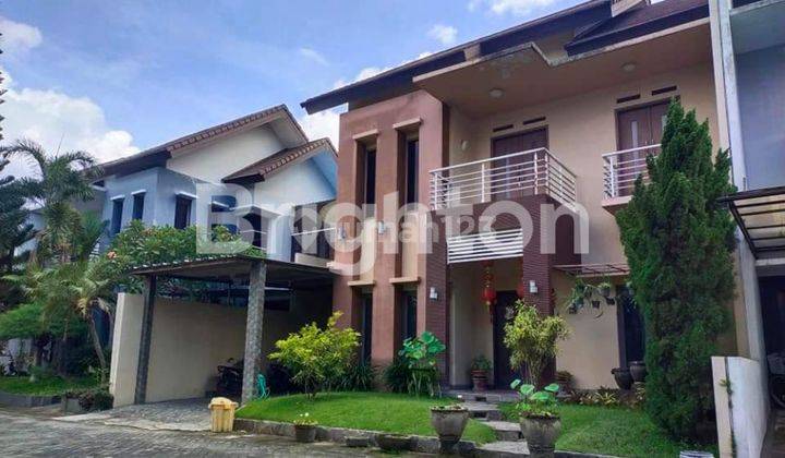 RUMAH DI MANAHAN, DALAM CLUSTER PREMIUM, TENGAH KOTA SOLO 1