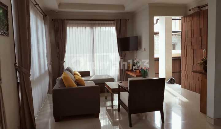 Rumah Furnished 3 Kamar di Batanghari, Renon 2