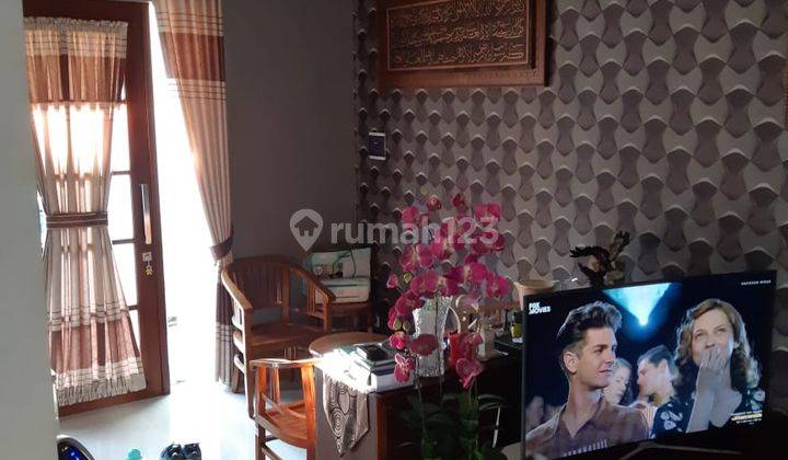 Rumah dalam perumahan Vasana Residence Jakal km7 2