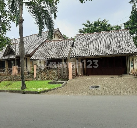 Large, Spacious, Semi-Furnished, 5 Bedrooms near Menteng Park, Bintaro, Suitable for Residence or Quiet Office 1