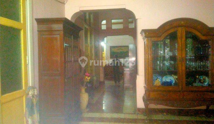 Rumah Strategis Jalan Raya Riau Bandung Kota 2