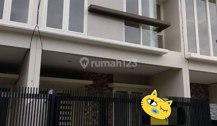 Dijual Rumah Baru di Surabaya Timur 1