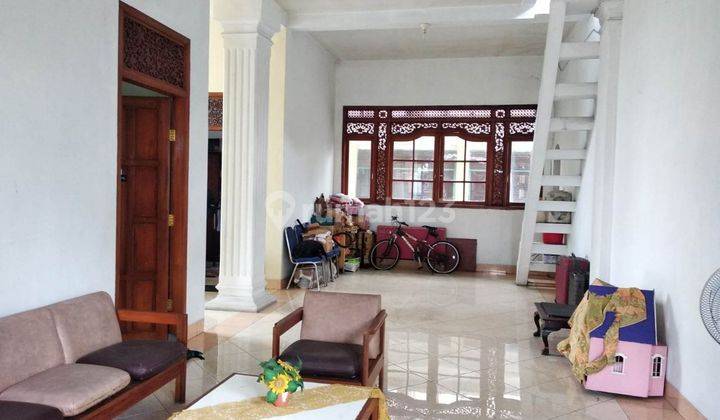 Rumah Mangkubumen Solo dijual  2