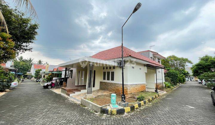 Rumah keren HOEK baru renov, di Limo. Kabel dan Internet ditanam 2