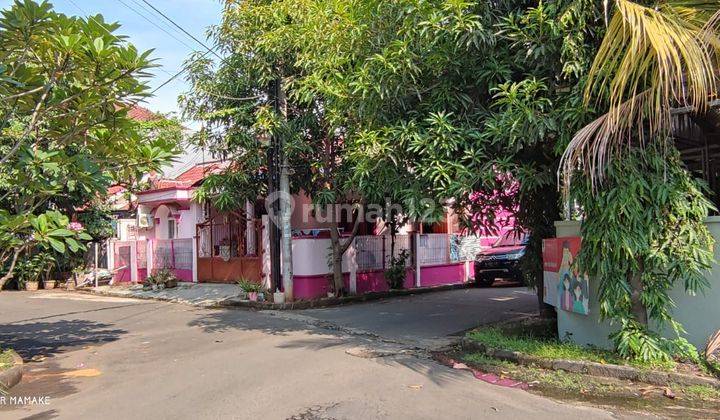 Dijual Rumah Pink di Perum Duta Bumi 3 Bekasi, Lokasi Strategis 2