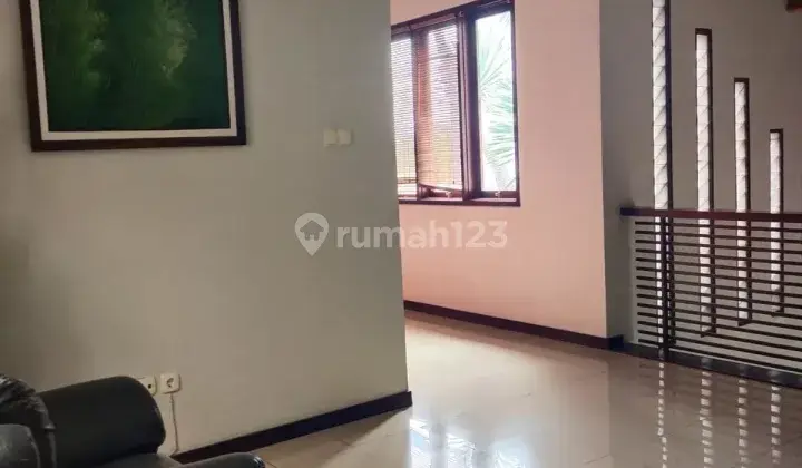 Jual rumah bagus, terawat dan siap huni di Setraduta  2