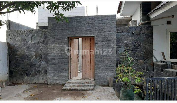 DIJUAL  VILLA   NYAMAN ASRI  2