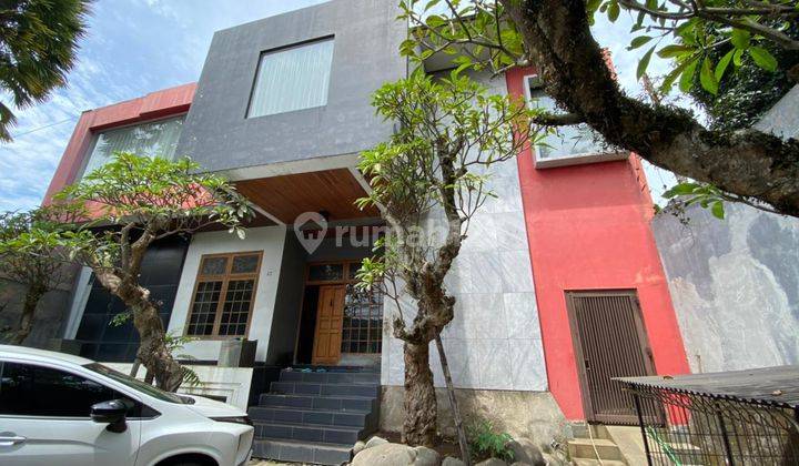 Jual Rumah siap huni Sarijadi harga 6.2 M Nego sampai jadi 1