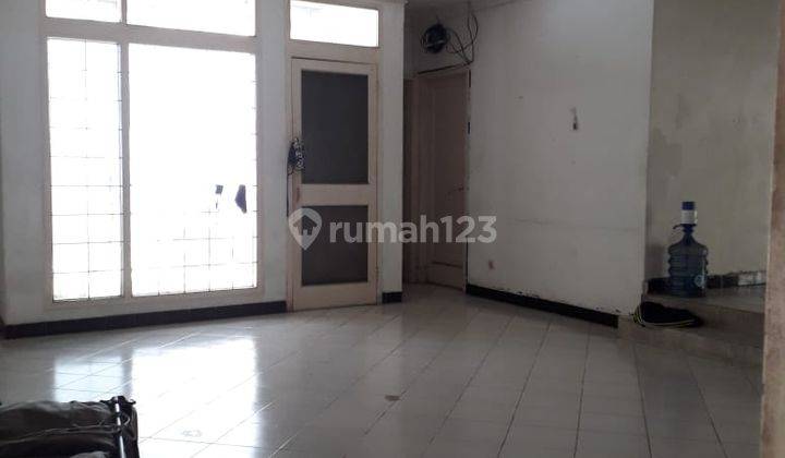 Rumah tua hitung tanah di Pondok Indah 1