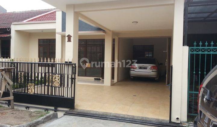 Rumah Nyaman, Bersih Di Tki 2 Patung Kuda Mainroad 1