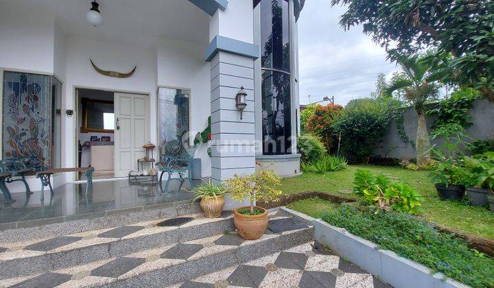 Rumah Asri Kokoh Semi Belanda di Setiabudi Regency Bandung Utara 2