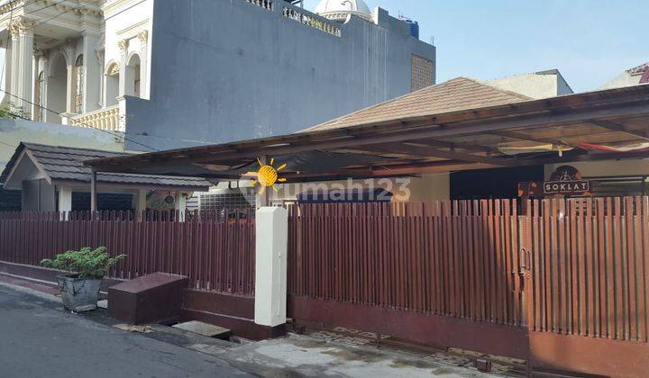 Rumah lama siap huni jakarta timur 1