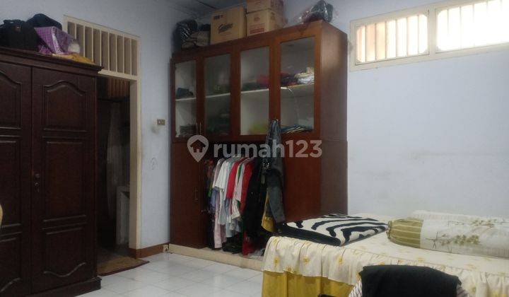 Turun harga Dijual Cepat Kostan 6 Kamar Dan Rumah Tinggal kalisari Cijantung 2