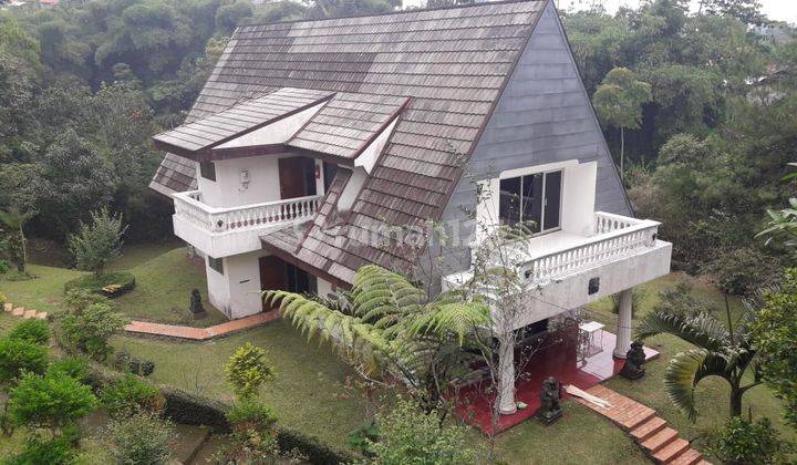 Villa Damar Indah, puncak 1