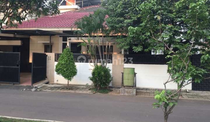 Rumah mewah terawat rapih  di jual murah,d Taman Alfa indah jakarta barat,L.Tanah:288m2,L.Bangunn:168m2,ada Gudang:1,Listrik:5500watt,PDAM & air sumur,hadap: Barat, harga: 4,7M..hubungi:0821.1838.9158 Linawati (linaliu) 1