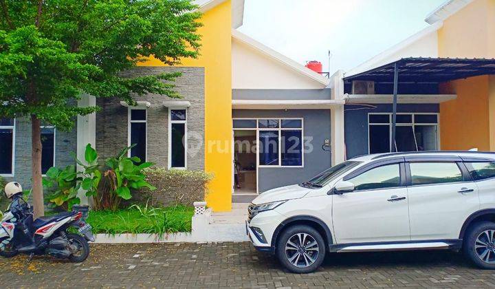 Rumah cantik minimalis dalam cluster 1