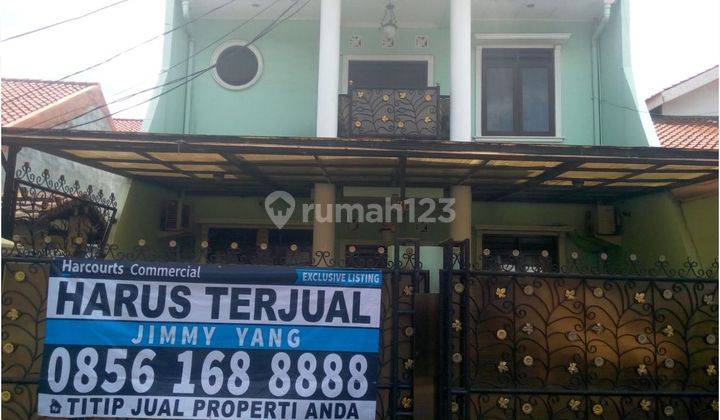 Rumah 2 lantai minimalis Lingkungan Tenang 1