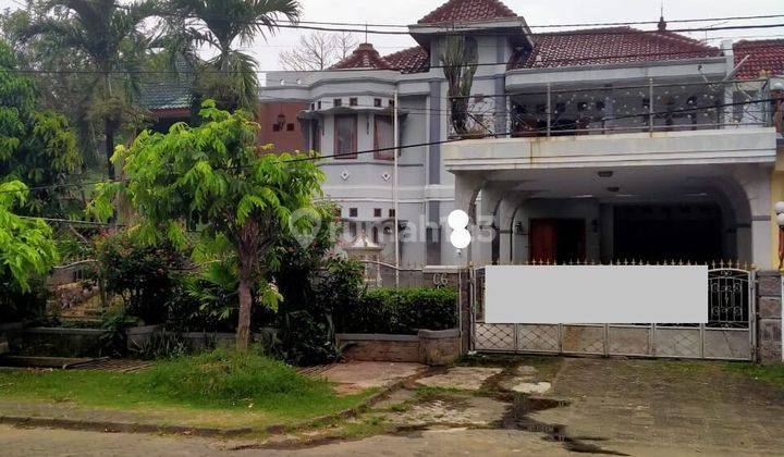 Rumah Luas Lokai Strategis di Jalan Utama Kemang Pratama Bekasi 1