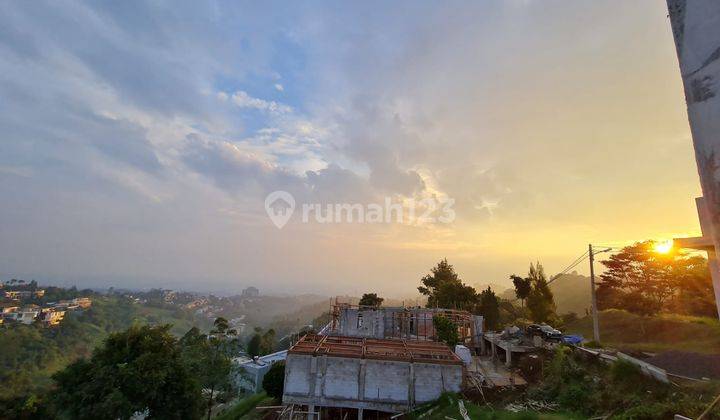 Jual Cepat Rumah di Dago Village - View Lembah Hijau Diperlengkapi Infinity Pool 1