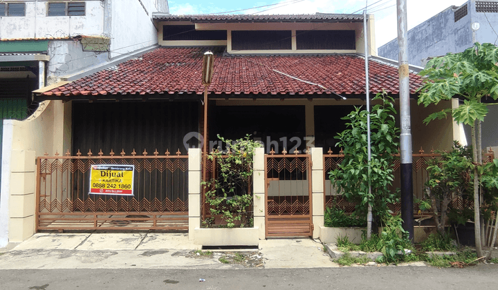 Rumah 2 lantai pusat kota semarang 1