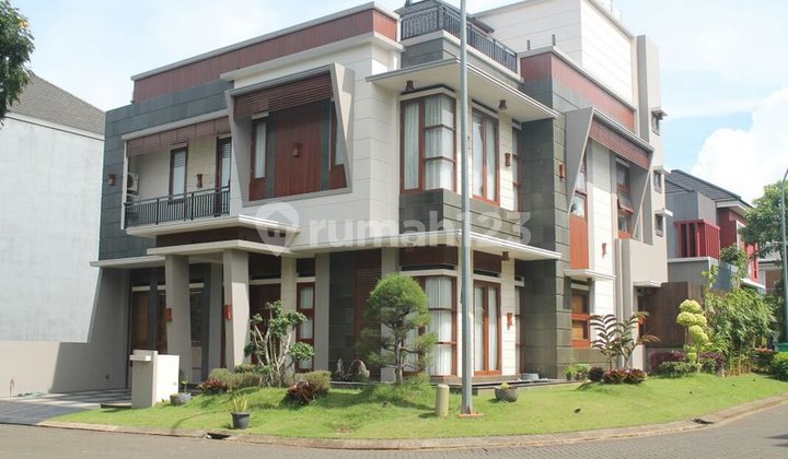 Rumah dlm De Latinos cluster paling bagus 8KT di BSD. 20201