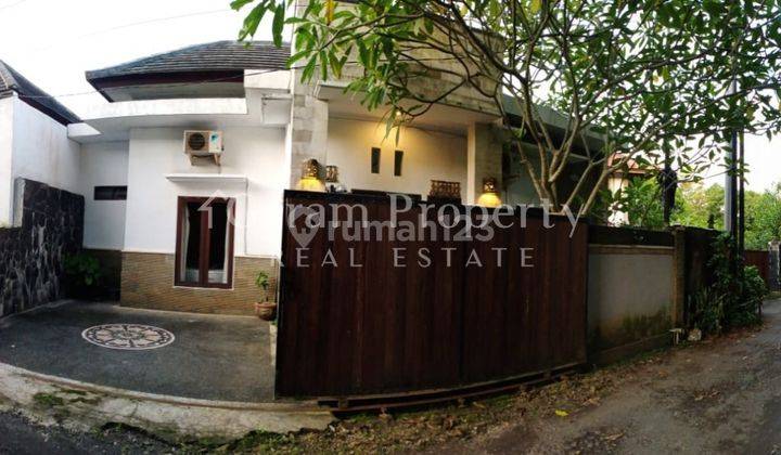 Rumah Cantik dan Nyaman area Jimbaran 1