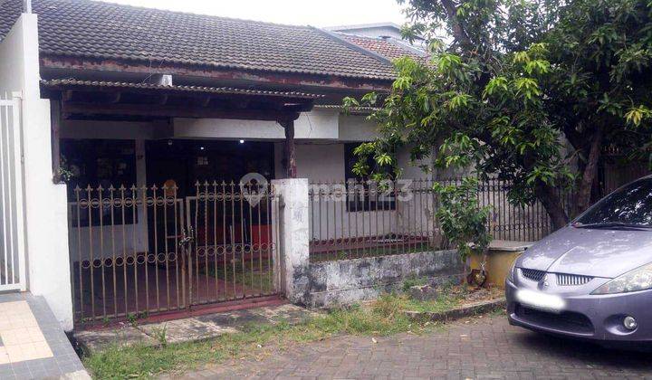 Rumah di Kutisari Indah Utara, Bagus + Terawat, Row Jalan Lebar 1