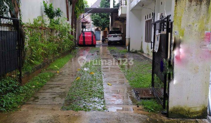 Rumah lingkungan nyaman di belakang Citos Cilandak 2