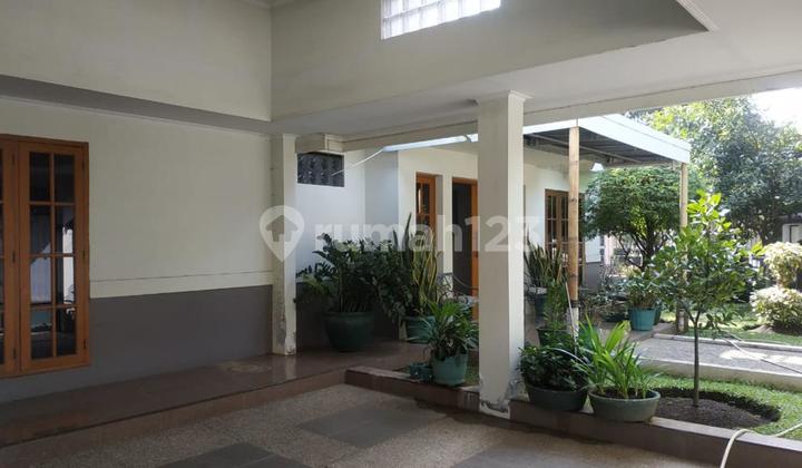 Rumah Cocok Untuk Keluarga Besar Bagus Banget di Batununggal